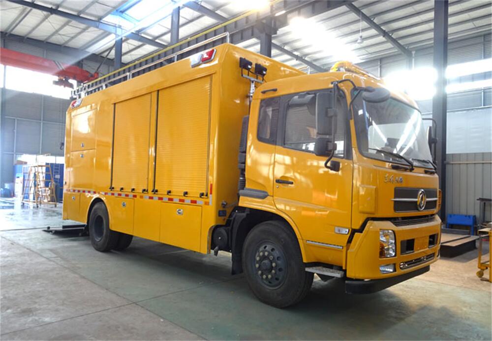 移動應急發電車-東風天錦移動應急發電車