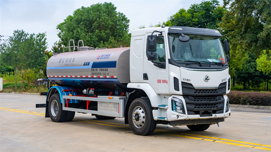 12方18噸柳汽新能源純電動  凱力